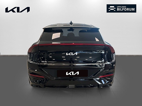 Kia EV6 5 of 14