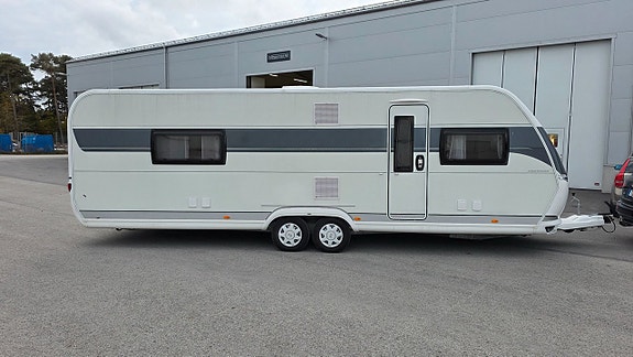 Hobby 720 WLC Prestige *Långbädd *AC *Alde *Tält 2 of 25
