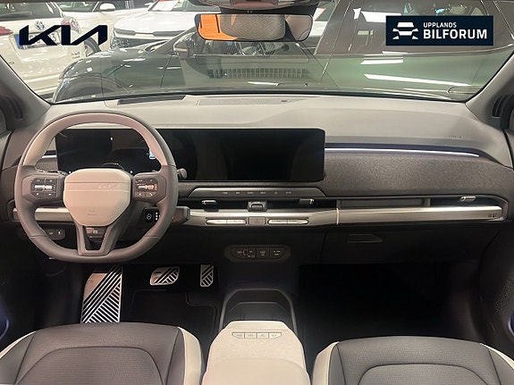 Kia EV3 7 of 14