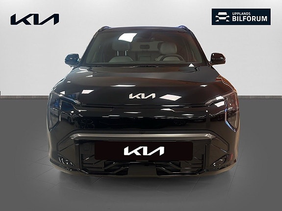 Kia EV3 2 of 14
