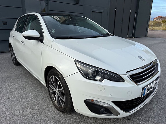 Peugeot 308 3 of 12