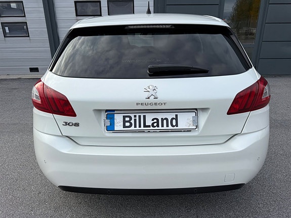 Peugeot 308 5 of 12