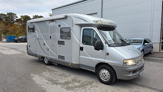 Hymer Tramp 674 GT *Långbädd * Garage