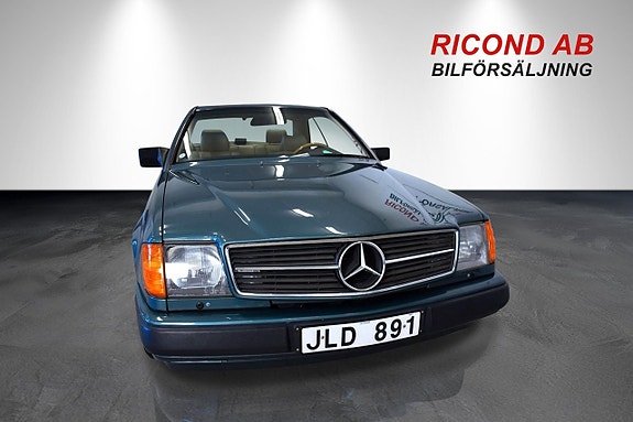 Mercedes-Benz 230 CE 7 of 21