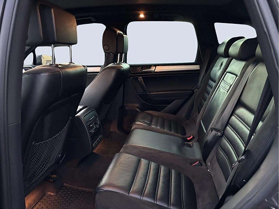 Volkswagen Touareg 17 of 21