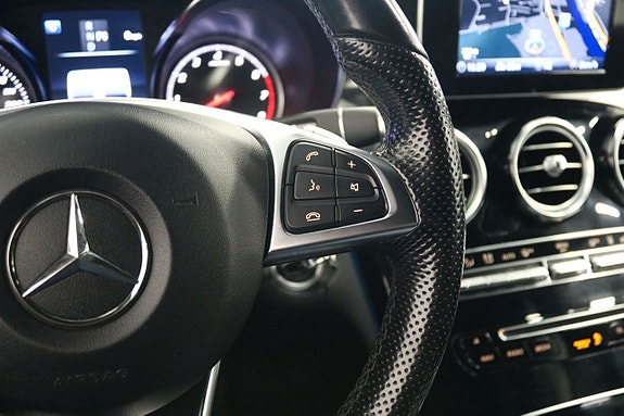 Mercedes-Benz C200 13 of 22