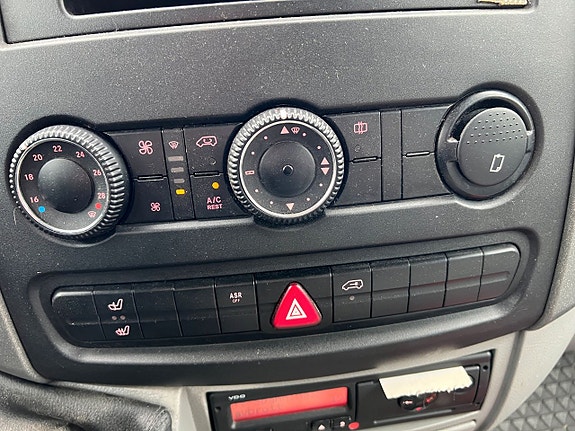 Volkswagen Crafter 9 of 12
