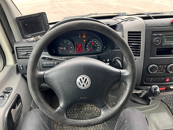 Volkswagen Crafter 7 of 12