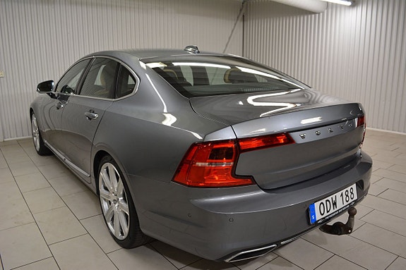 Volvo S90 4 of 5