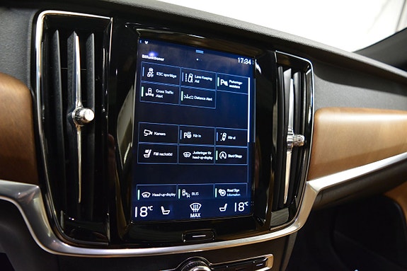 Volvo S90 17 of 24