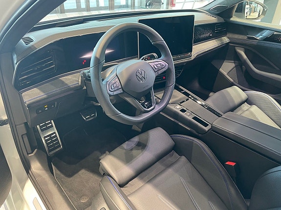 Volkswagen Passat 9 of 10