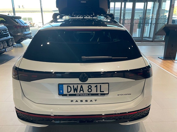 Volkswagen Passat 7 of 10