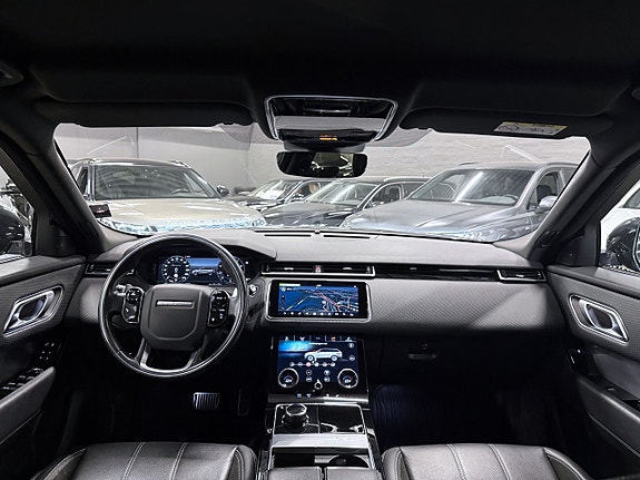Land Rover Range Rover Velar 13 of 20