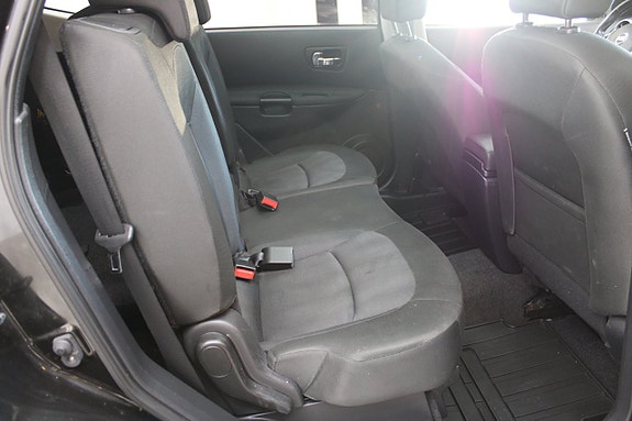 Nissan Qashqai+2 9 of 16