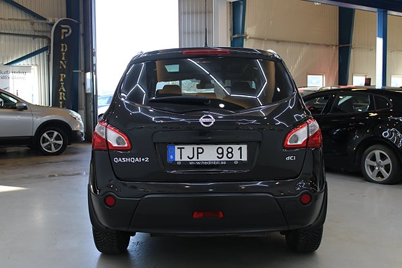 Nissan Qashqai+2 5 of 5