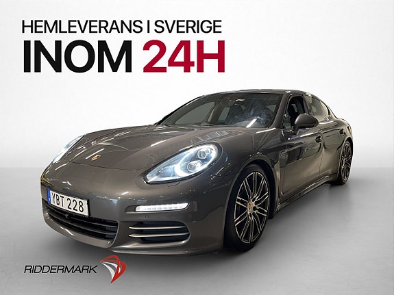 Porsche Panamera 4 3 of 30