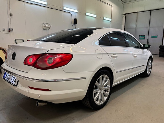 Volkswagen Passat CC 6 of 23