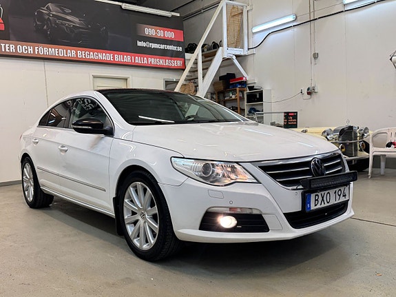 Volkswagen Passat CC 4 of 5