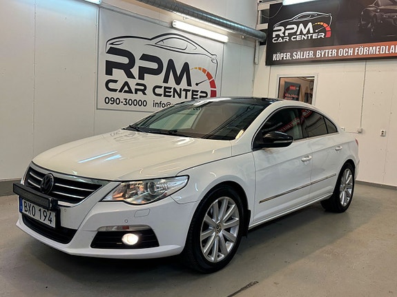 Volkswagen Passat CC 2 of 5