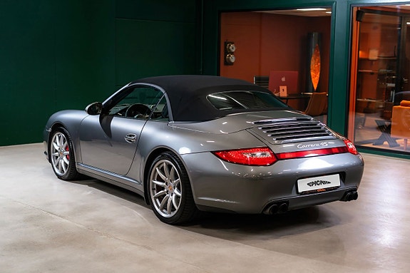 Porsche 911 7 of 26