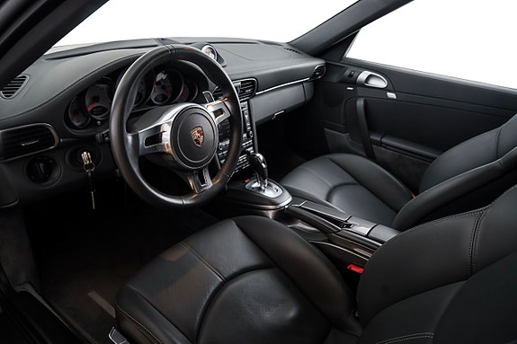 Porsche 911 14 of 26
