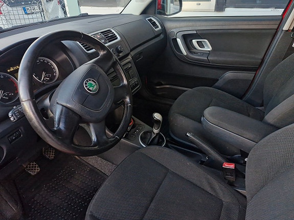 Skoda Fabia 5 of 12