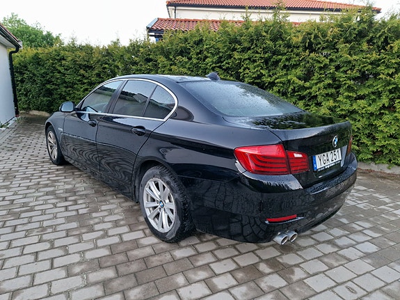 BMW 520d 4 of 5