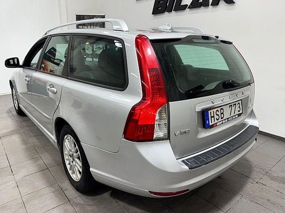 Volvo V50 11 of 14