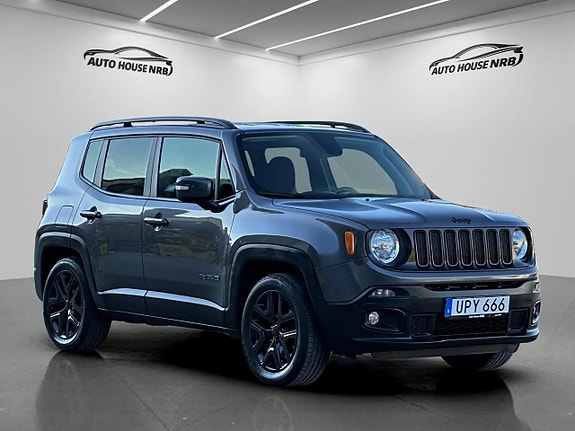 Jeep Renegade 3 of 24
