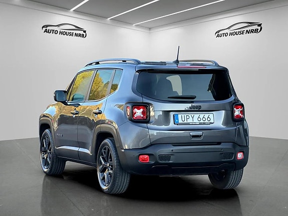 Jeep Renegade 7 of 24
