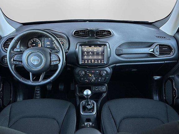 Jeep Renegade 22 of 24
