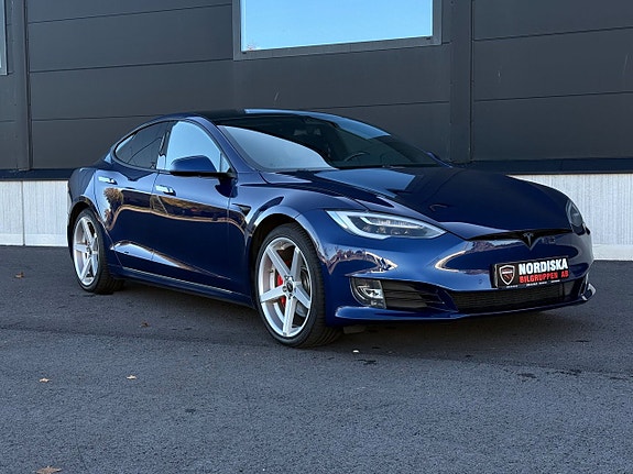 Tesla Model S 5 of 13