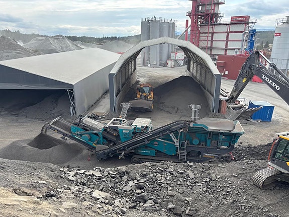 Powerscreen Trakpactor 320SR