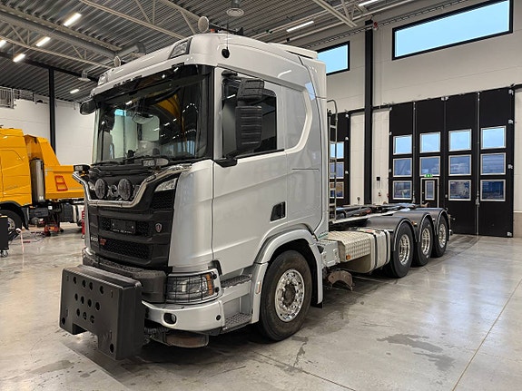 Scania R500 XT Tridem LVX plogutrustad + underbett