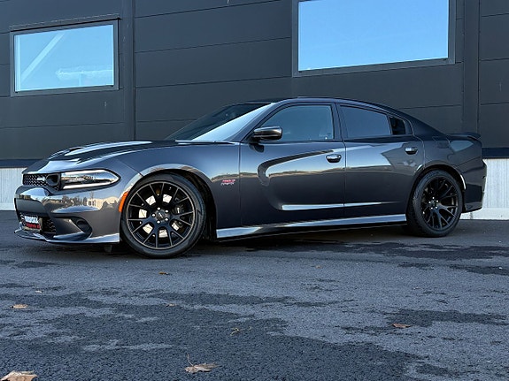 Dodge Charger 2 of 18