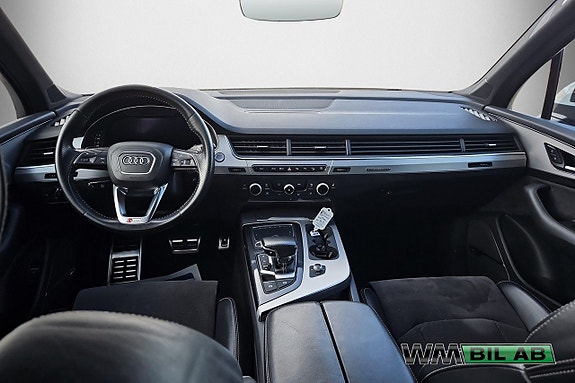 Audi Q7 4 of 4