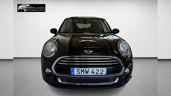 MINI Cooper 13 of 14