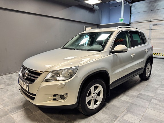 Volkswagen Tiguan 5 of 9