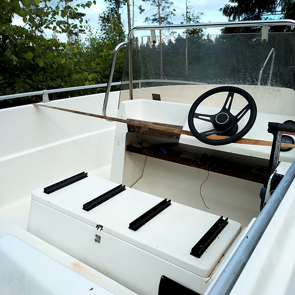 RYDS 530GT säljs i befintligt skikt 11 of 12