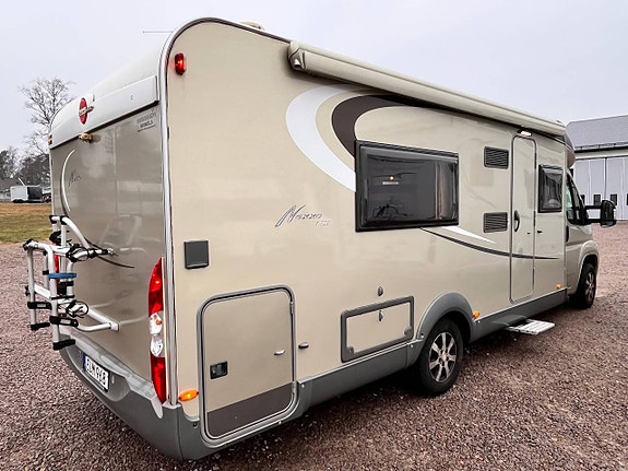 BÜRSTNER NEXXO T 720. Alde/Ac/Solcell/Cykelställ/L-bädd.2013