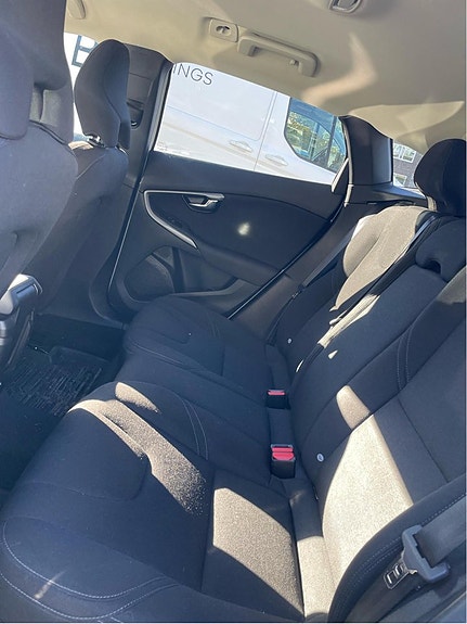 Volvo V40 5 of 5