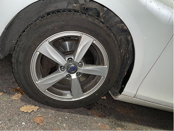 Volvo V40 8 of 8