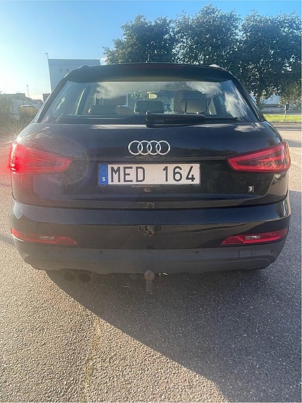 Audi Q3 3 of 5