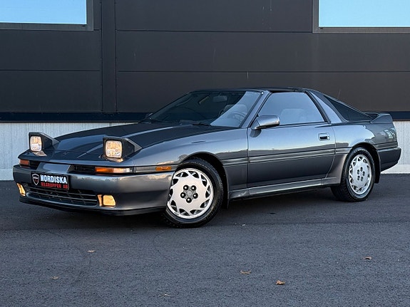 Toyota Supra 3 of 5