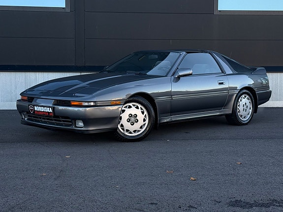 Toyota Supra 4 of 5