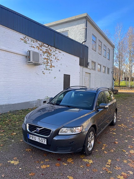 Volvo V50 9 of 15