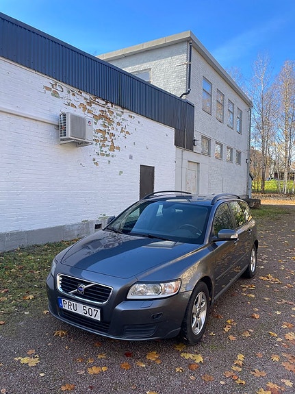 Volvo V50 8 of 15
