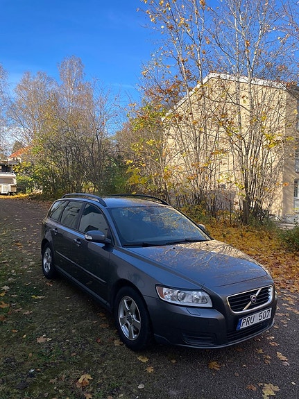 Volvo V50 7 of 15