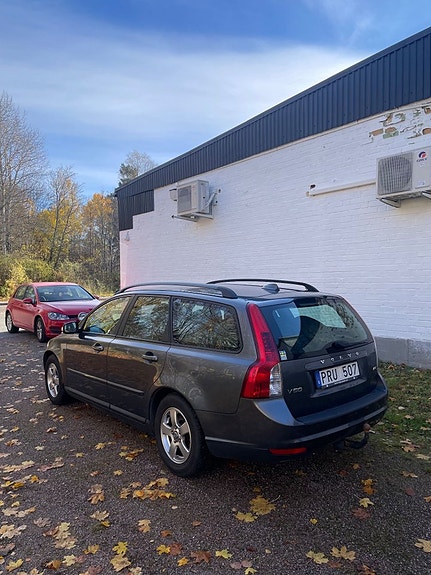 Volvo V50 5 of 5
