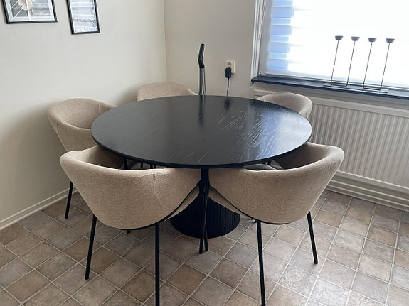 Product image 1 of 6